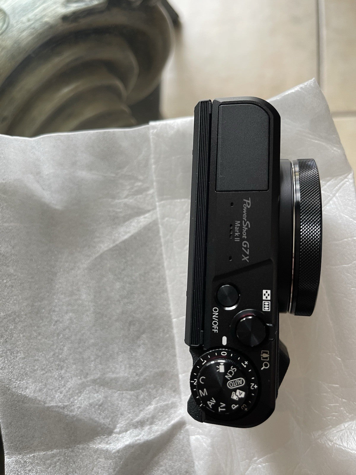 Canon Power Shot G7 X Mark II 20.1 MP Compact Digital Camera 4.2x Full HD Black