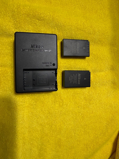 Nikon COOLPIX P1100 Camera Bundle, Extra Nikon Battery & Charger, Lexar 512gb