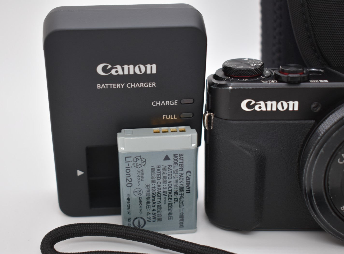 Canon G7X Mark II - 20.1 MP Compact Digital Camera 4.2x Zoom Bundle - Tested ✅