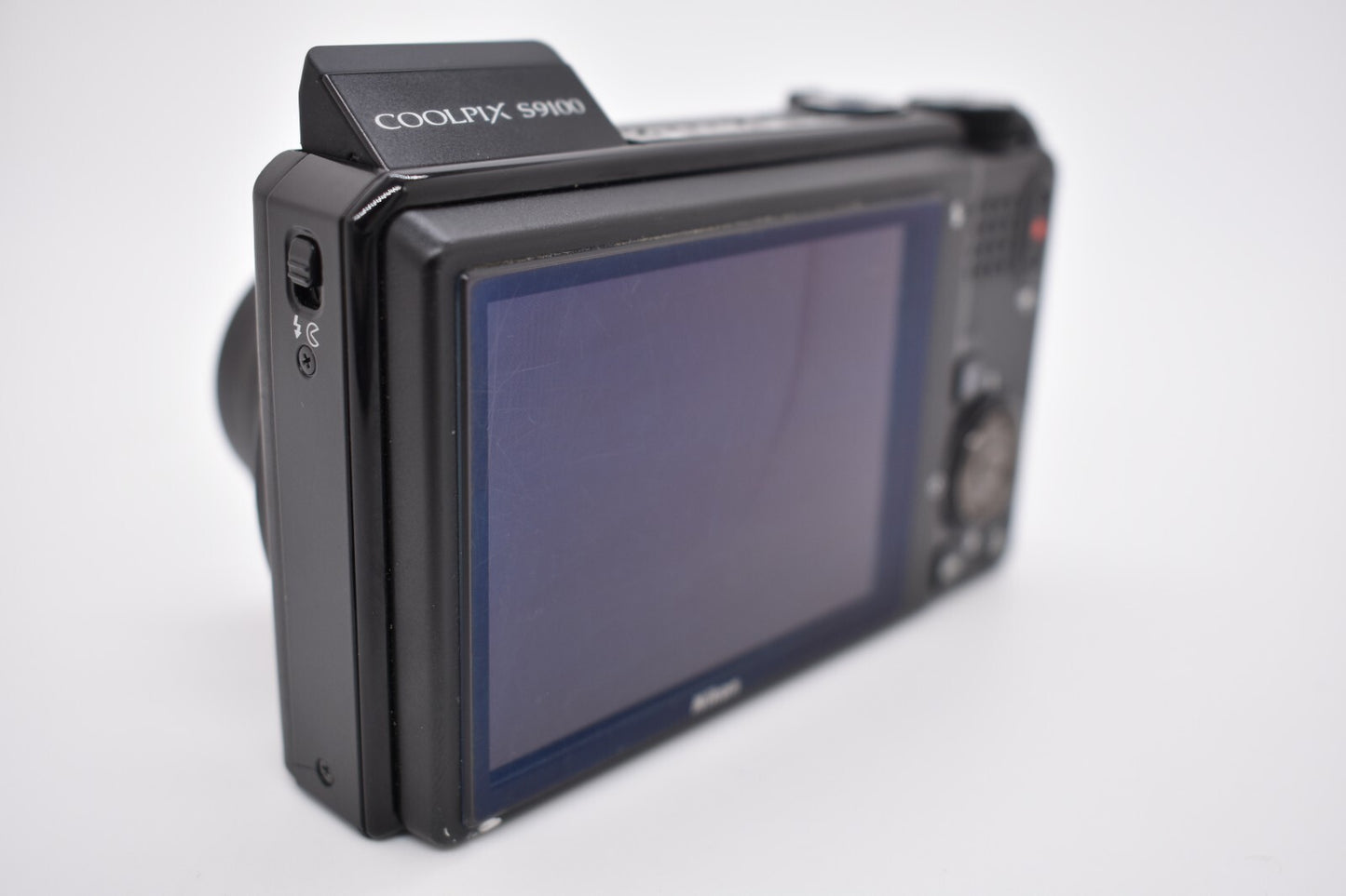 Nikon Coolpix S9100 Compact Digital Camera 12.1 MP 18x Zoom Black English