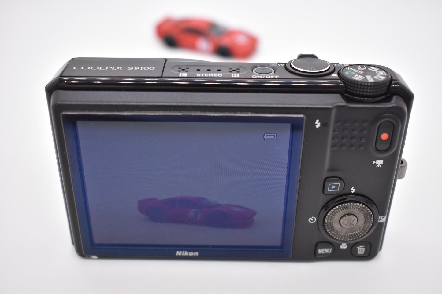 Nikon Coolpix S9100 Compact Digital Camera 12.1 MP 18x Zoom Black English