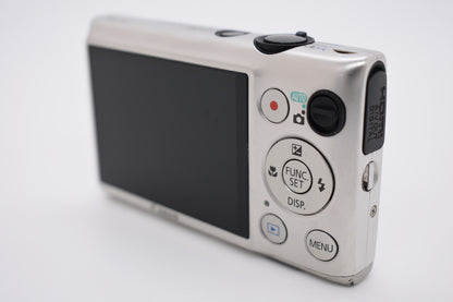 Canon PowerShot ELPH 300 HS 12.1MP Silver Digital Camera Complete